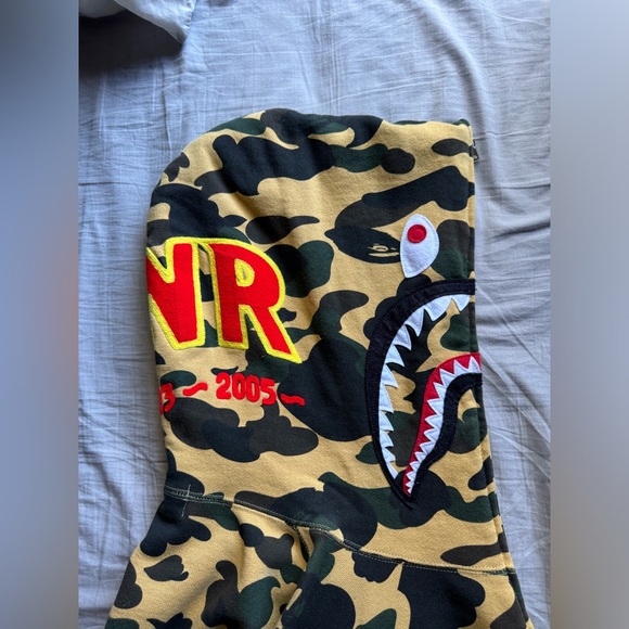 Bape hoodie size large - Picture 3 of 6